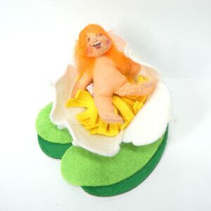Annalee Baby in Lily Pad Waterlily Flower Felt Figure 1991 Vintage
